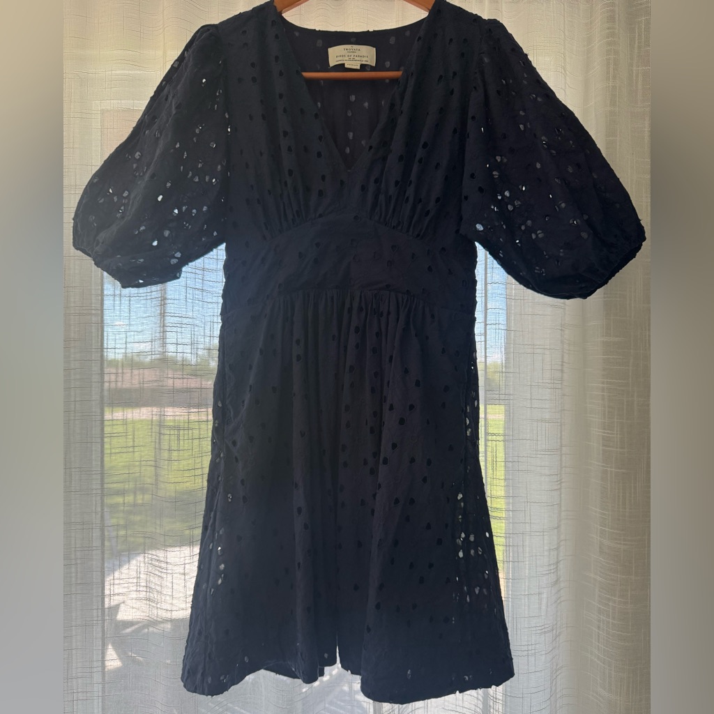 Navy Trovata Soleil Blue Birds Of Paradise Eyelet Puff Sleeve Dress